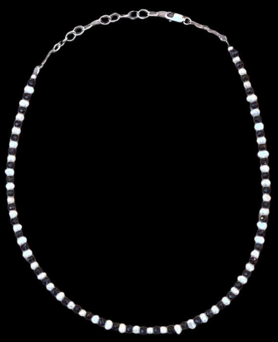 Skinny Black & White Pearl Choker