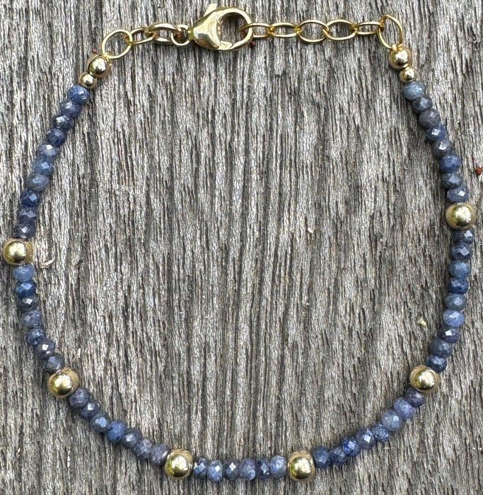 Essential Sapphire Bracelet With Gold Beads